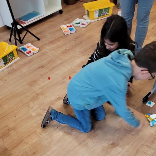 Tobias und Franzi beim Testen
