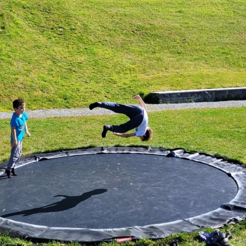 Trampolin