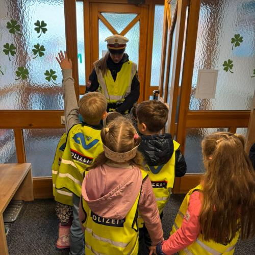 Polizei 